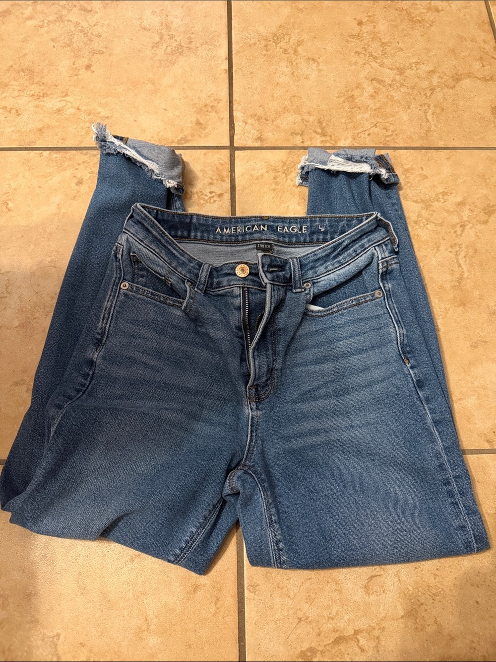 American Eagle Outfitters Distressed Cropped Blue Ankle Jeans Mom Jeans